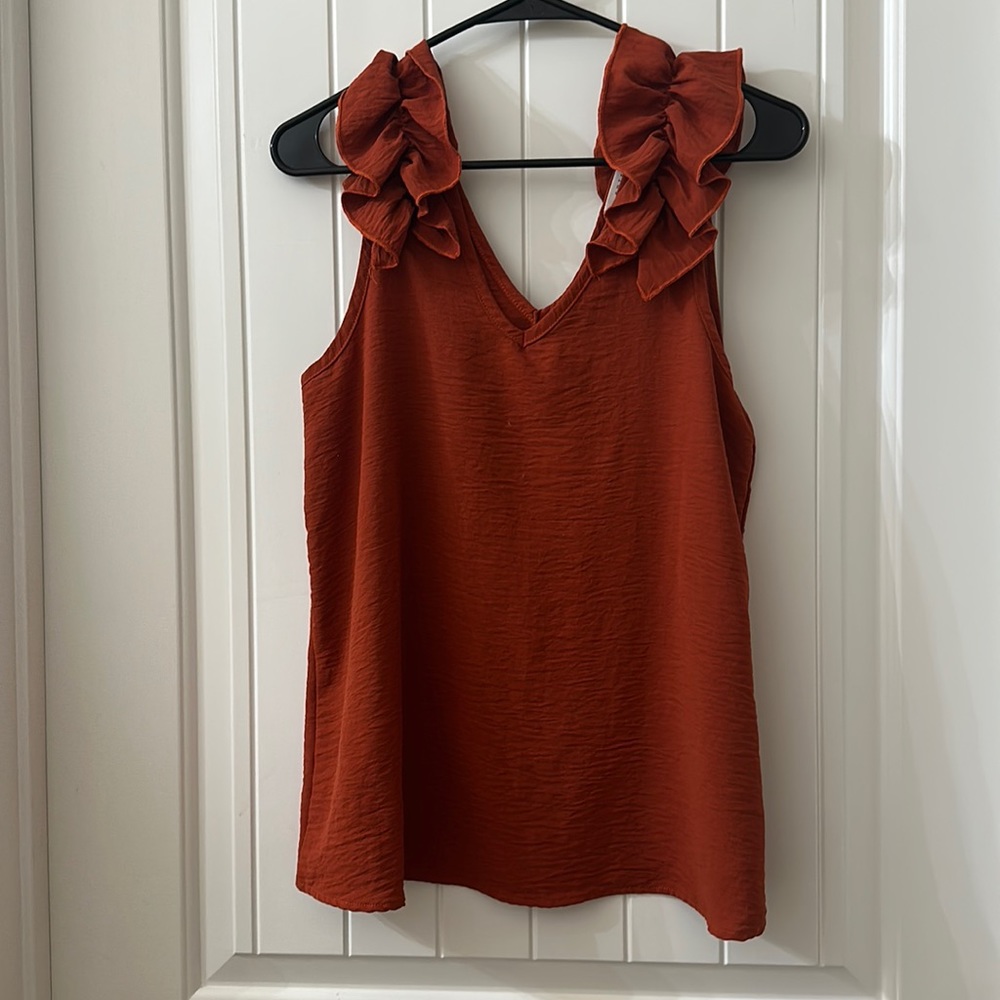 Entro Ruffle Tank